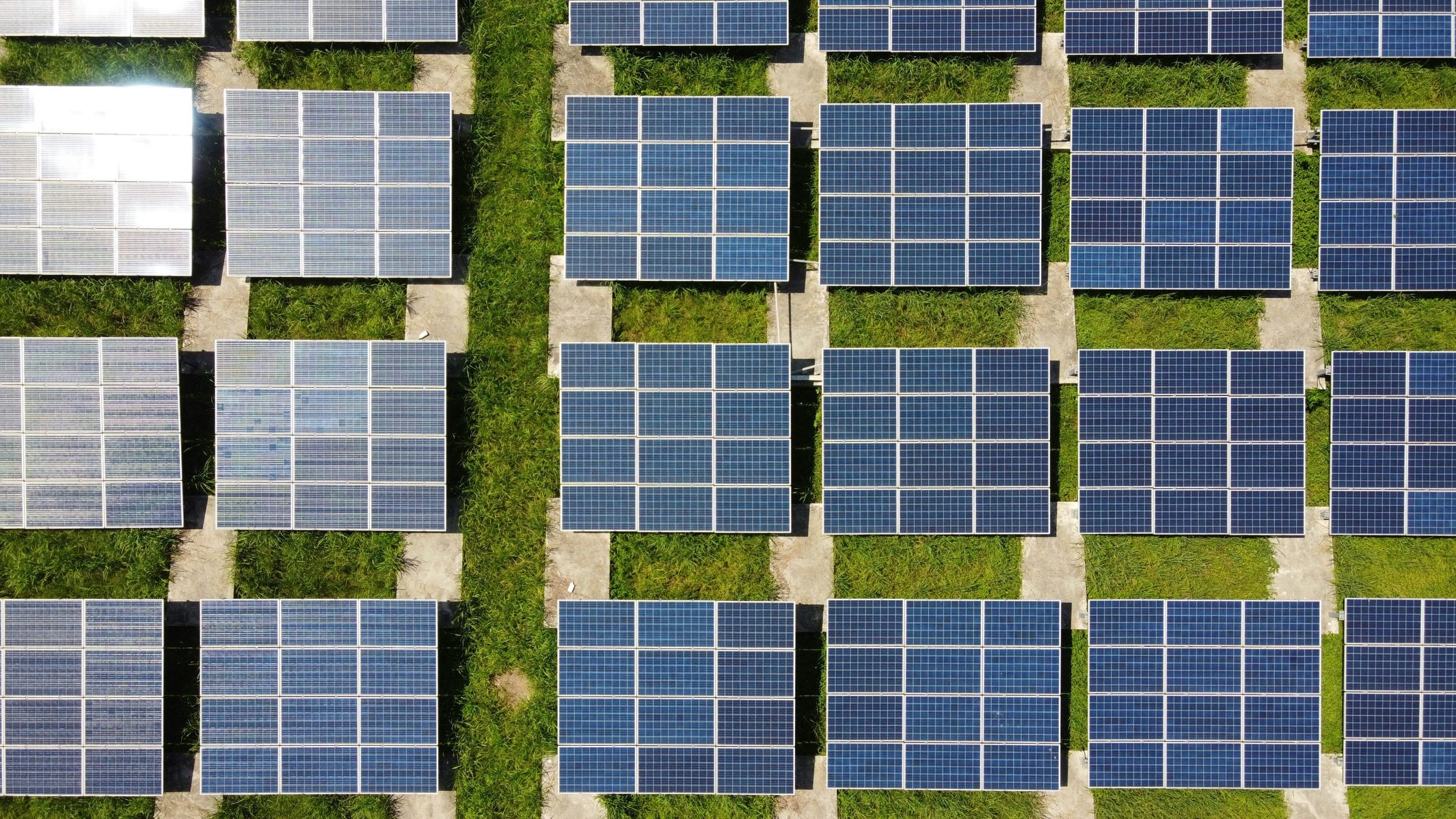 Loi climat et resilience - panneaux photovoltaiques